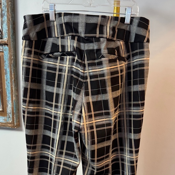 New York & Company pull on Plaid checkered high waist trousers Pants NEW L - Picture 8 of 15